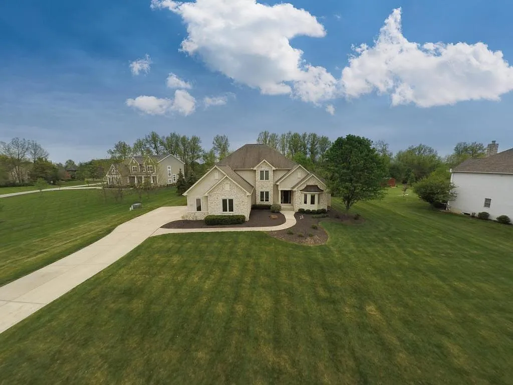 8526 Gosling Way photo 1