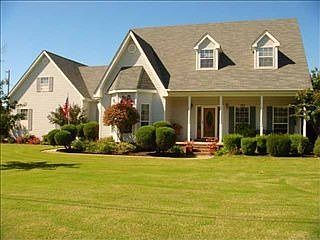 5th image of 1817 Cornelian Dr