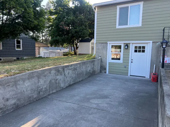 2817 S Ray St #B, Spokane, WA 99223