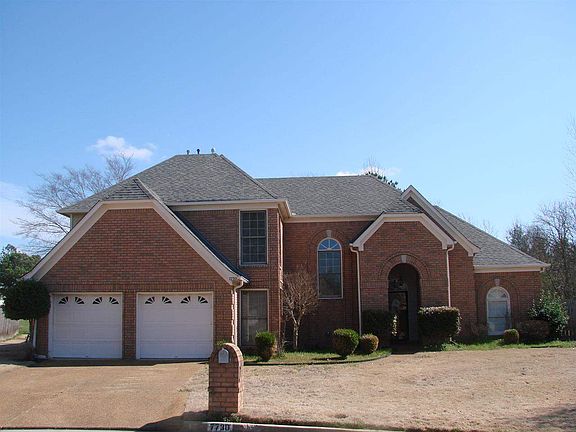 2nd image of 7730 Rich Creek Cove