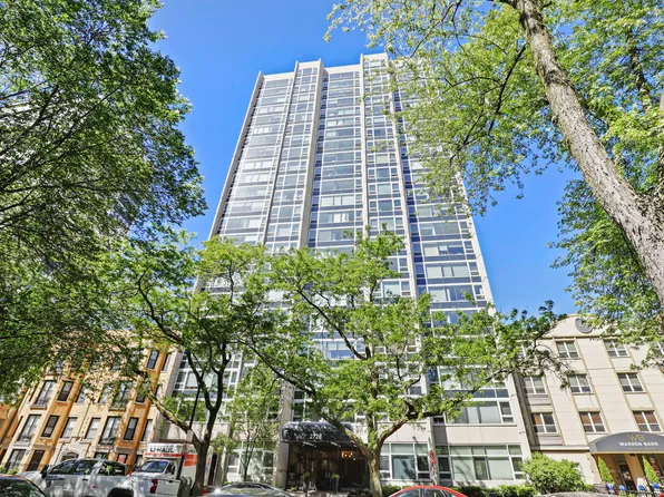 2728 N Hampden Ct APT 1706, Chicago, IL 60614