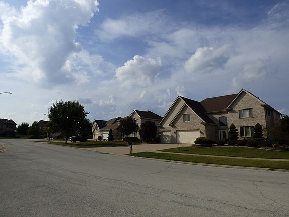 3rd image of 22 Carrington Ct
