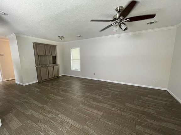 5th image of 4596 Lucille Dr #657