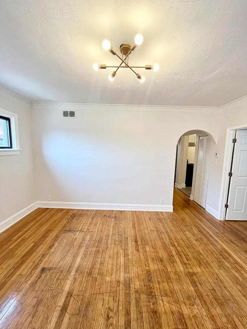 2 bed, 800 sqft, $1,475 — Photo 4