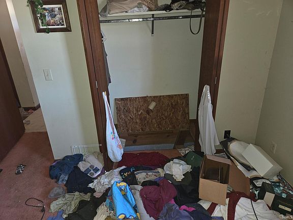 5th image of 1567 Elizabeth Ave