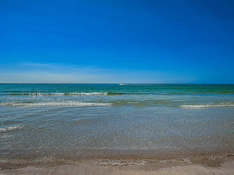 16800 Gulf Blvd #5 — Photo 45