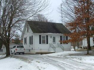 417 Territorial Rd, Manchester, MI 48158