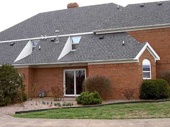 3rd image of 5435 Kiowa Cir