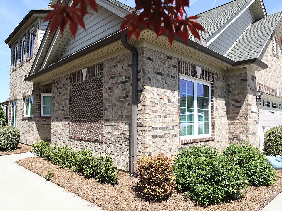 1st image of 731 Piedmont Crossing Dr #731