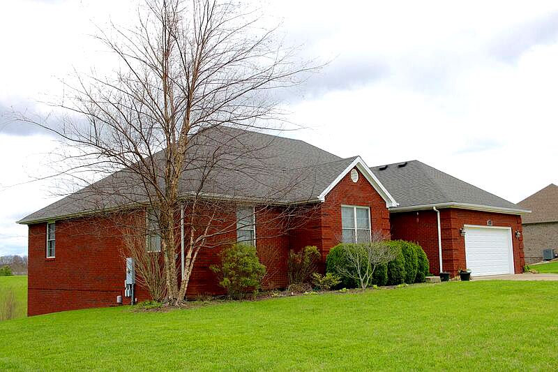 1st image of 212 Quail West Dr