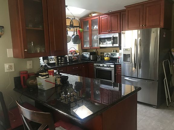 2nd image of 23647 Parkland Ave