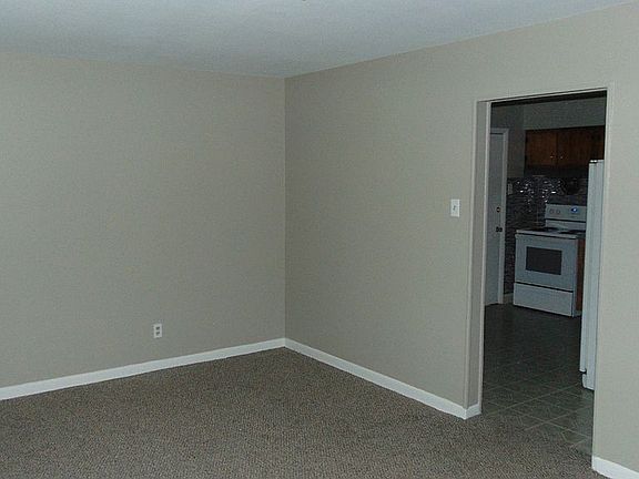 3rd image of 350 S Saint Charles St