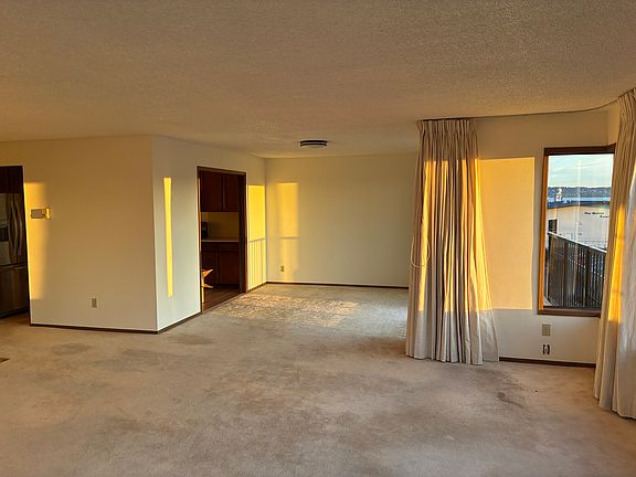 5th image of 601 S 227th St APT 303N