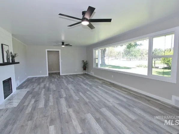 520 E Logan St, Caldwell, ID 83605