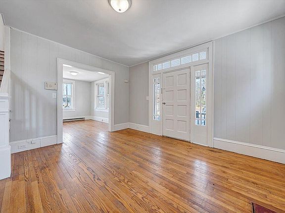 4th image of 1448 Staunton Ave NW