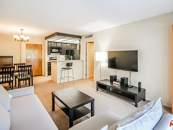 5th image of 4260 Via Arbolada Unit 106