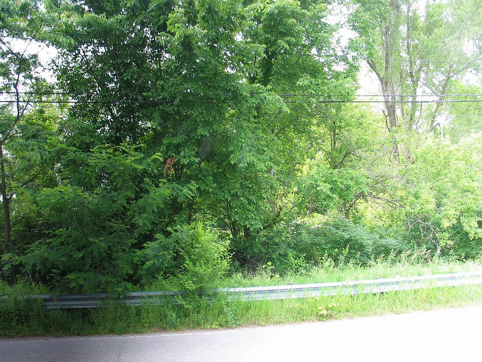 2nd image of 0 Hewitt Rd