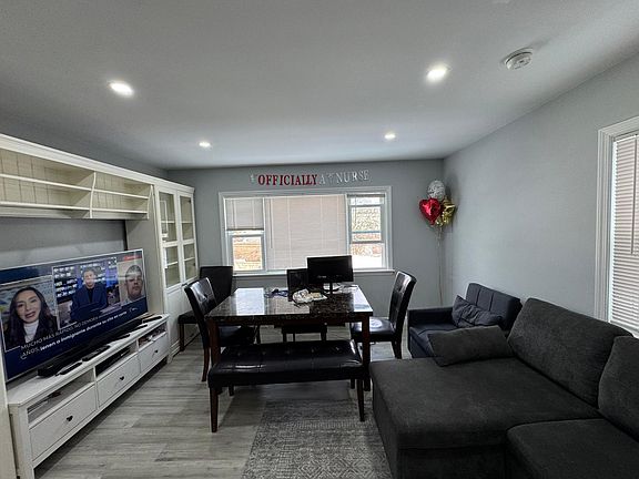 3rd image of 26 Lennon Ave Floor 1