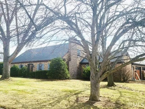 821 W Roberts Ave, Marion, IN 46952
