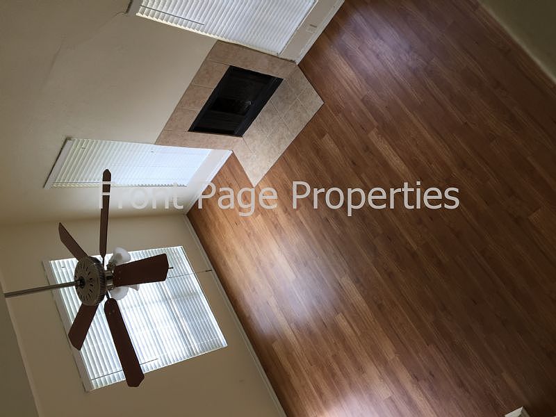2nd image of 1203 Danbury Sq #B