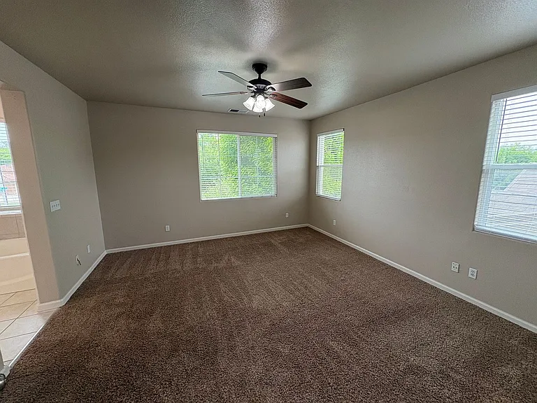 1249 N Julieann Ct — Photo 18
