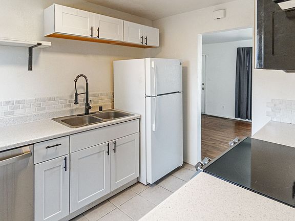 3rd image of 3316 & 3318 N Nevada St #3318