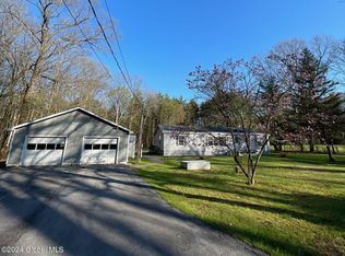 558 Selfridge Rd, Gansevoort, NY 12831