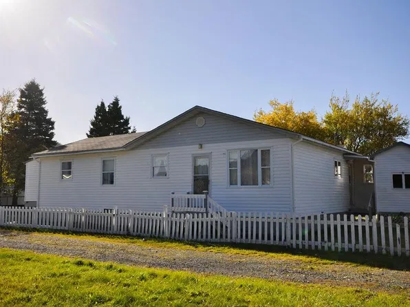 6 Mount Pleasant Street, Placentia, NL A0B2Y0