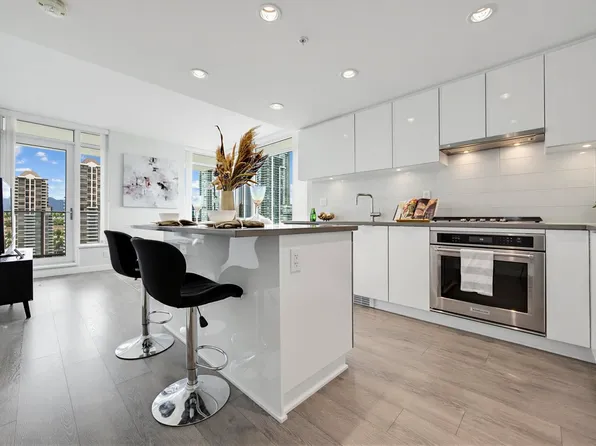 2388 Madison Ave #1908, Burnaby, BC V5C 0K8