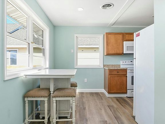 2nd image of 7406 Coastal Hwy #1A