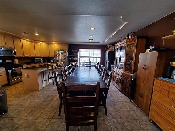 4th image of 3509 Rosewood Ave