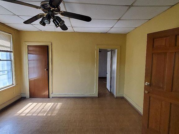 3rd image of 334 Hamilton Ave