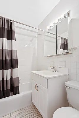 Rented by Compass | media 11