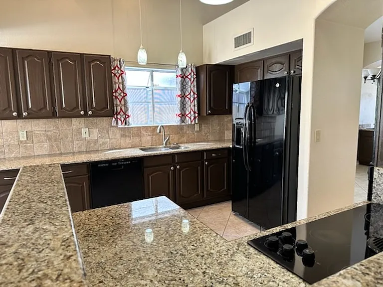 4106 E Ashurst Dr — Photo 5