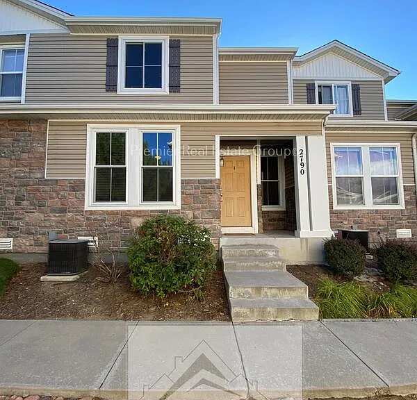 2790 Tumblewood Grv — Photo 1