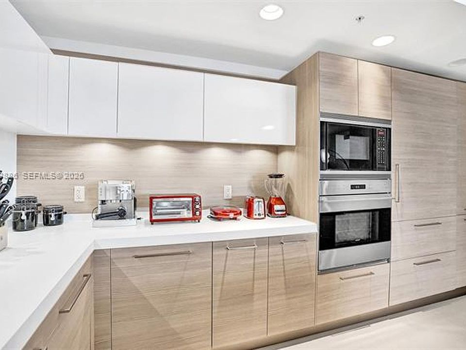 1st image of 17301 Biscayne Blvd #Cu-1207