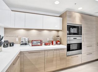 17301 Biscayne Blvd #Cu-1207, North Miami Beach, FL 33160