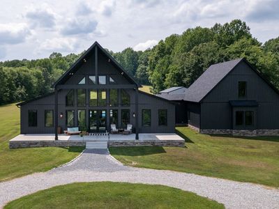 1030 Old Mount Vernon Rd, Bethpage, TN, 37022