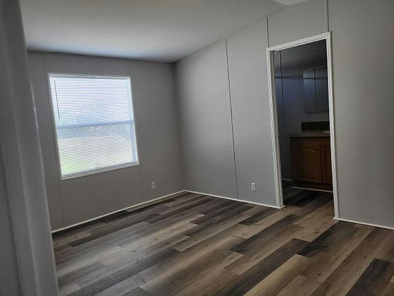 3rd image of 1123 Walt Williams Rd #134