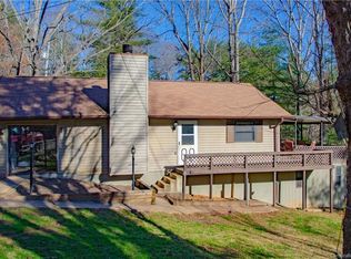 34 Samuel Ln, Candler, NC 28715