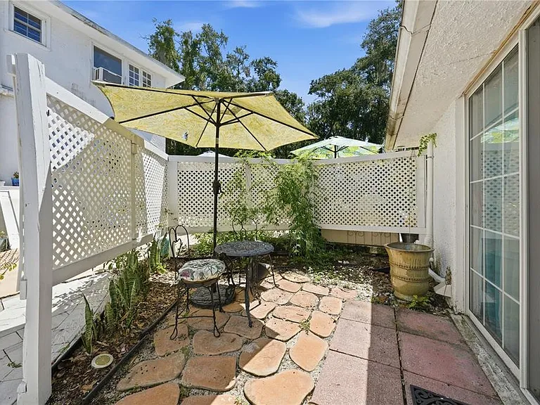 206 E 9th Ave — Photo 19