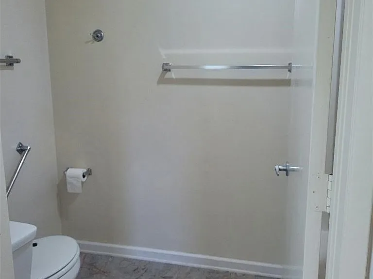 5515 Paseo Del Lago W #2A — Photo 10