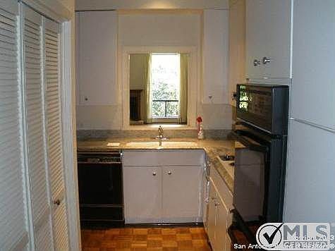 5th image of 701 N Saint Marys St APT 23