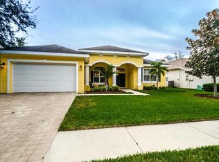 360 Liam Ave, Tarpon Springs, FL 34689