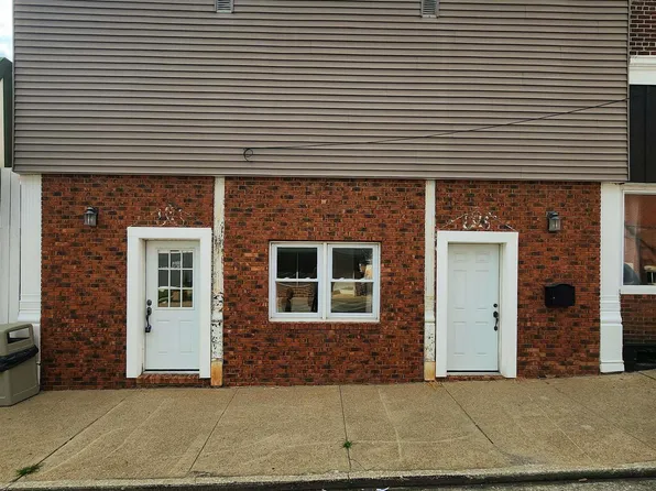 102 S Spring St, Odon, IN 47562