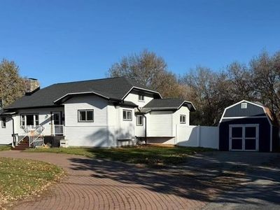 726 S Park Ave, Neenah, WI, 54956