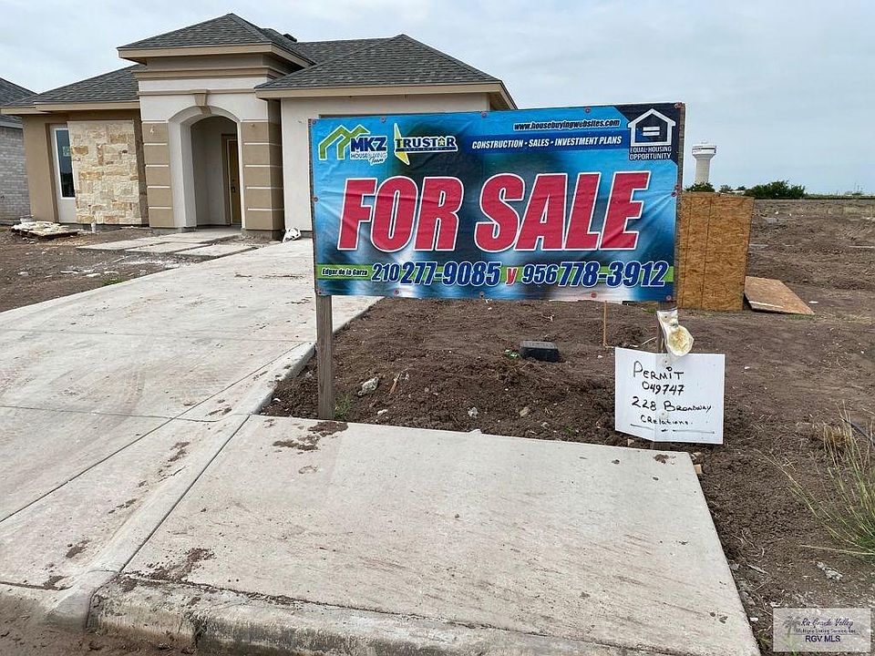 2nd image of 228 Broadway Dr