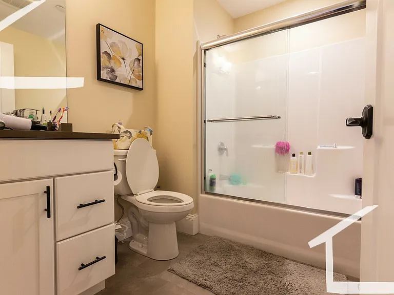 16 Glencoe St #2 — Photo 8