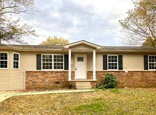 1616 N Chester Rd, Hixson, TN 37343