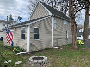 74 Sea View Ave, Rochester, NY 14622